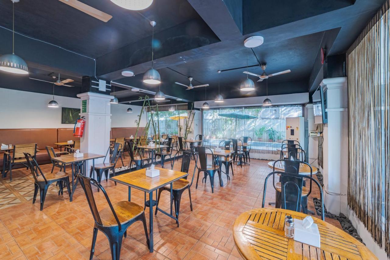 Hotel Athome , Whitefields, Kondapur Hyderabad Luaran gambar