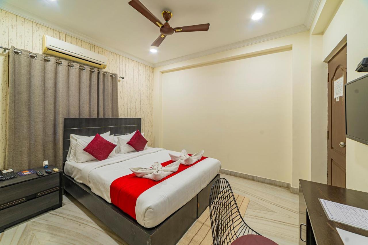 Hotel Athome , Whitefields, Kondapur Hyderabad Luaran gambar